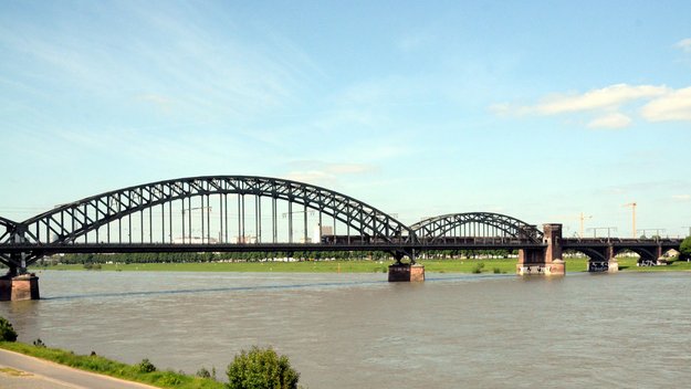 'Wasser und Verkehr' in Köln