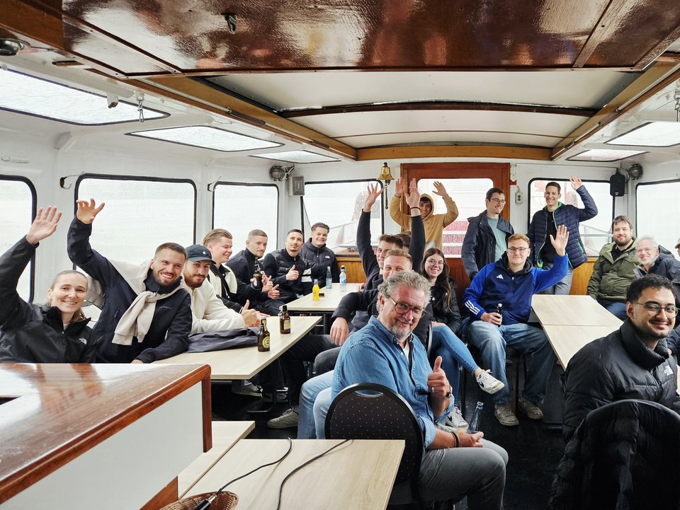 Beste Stimmung auf der Barkassenfahrt (es gab ja auch Getränke ;-)