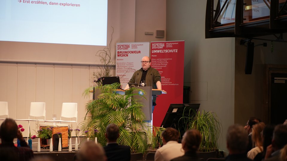 Herr Groß visulisiert Klimadaten verständlich