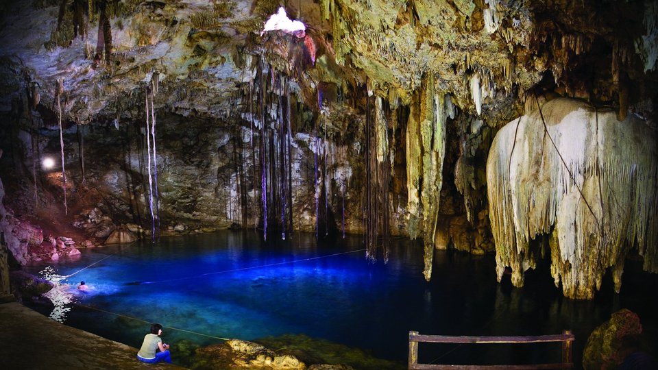 Cenote Dzitnup