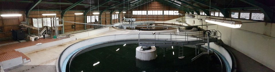 Eingehauste Kläranlage St. Peter (4.900 E) | Weber-Ingenieure GmbH, 2018 (Photograph: Mario Bitsch)