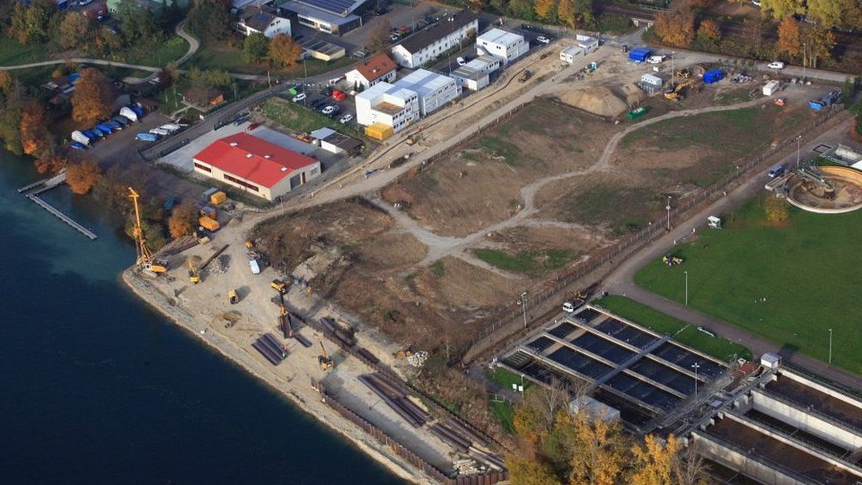 Blick auf den Perimter 1 der Kesslergrube direkt am Rhein | Pressefoto Roche