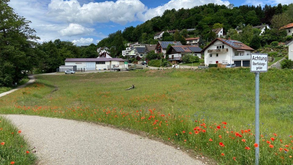Hochwasserrückhaltebecken